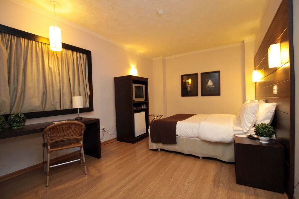 Oasis Tower Hotel リベイラン・プレト エクステリア 写真