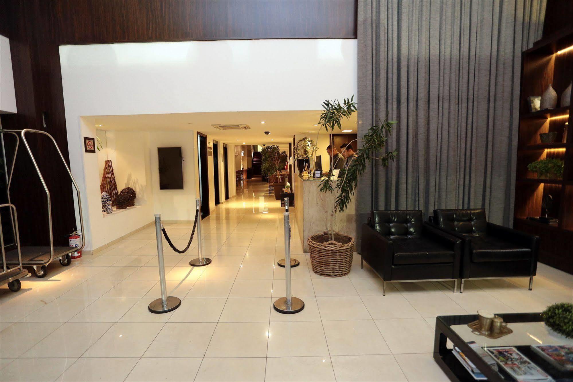 Oasis Tower Hotel リベイラン・プレト エクステリア 写真